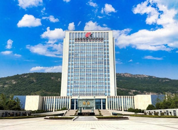 豪资随配 以创新为引擎，康缘药业驱动中药智造新未来